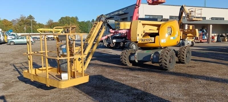 Haulotte HA16SPX - 16m, 4x4, diesel - Zglobna platforma: slika 2 Haulotte HA16SPX - 16m, 4x4, diesel - Zglobna platforma: slika 2