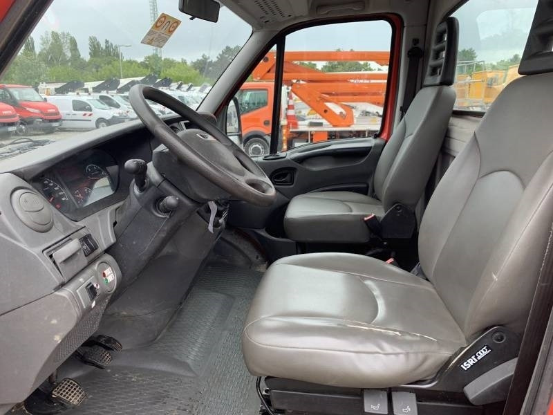 Vazdušna platforma montirana na kamion Iveco Daily GSR E179T - 17,1m - 200 kg: slika 11