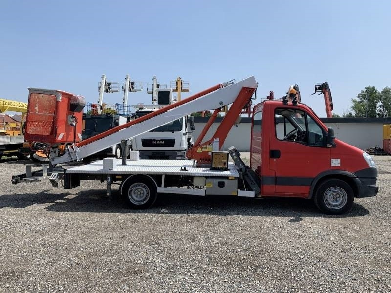 Iveco Daily Multitel 160 ALU DS - 16m - Vazdušna platforma montirana na kamion: slika 4 Iveco Daily Multitel 160 ALU DS - 16m - Vazdušna platforma montirana na kamion: slika 4