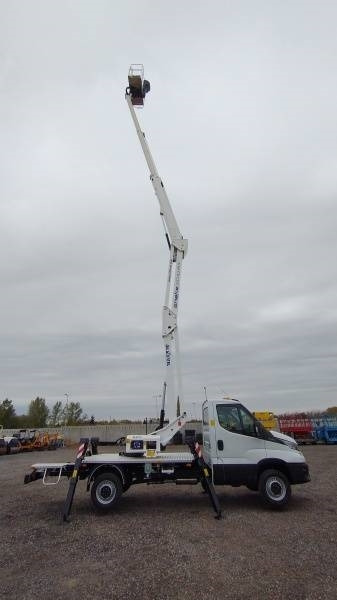 Vazdušna platforma montirana na kamion novi Iveco Daily Oil&Steel Snake 2010 Plus - 20 m - 250 kg: slika 9 Vazdušna platforma montirana na kamion novi Iveco Daily Oil&Steel Snake 2010 Plus - 20 m - 250 kg: slika 9