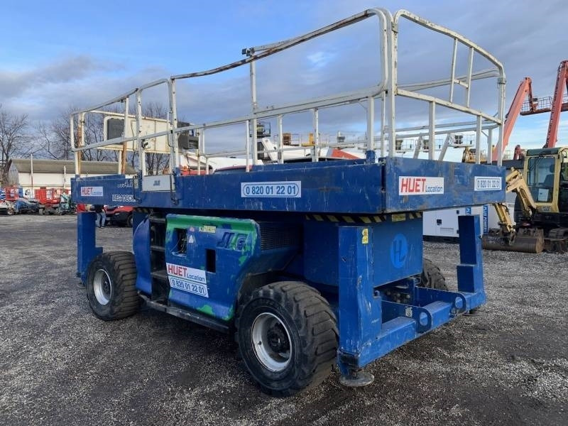 JLG 3394RT - 12m, 4x4, diesel - Lift u obliku makaza: slika 1 JLG 3394RT - 12m, 4x4, diesel - Lift u obliku makaza: slika 1