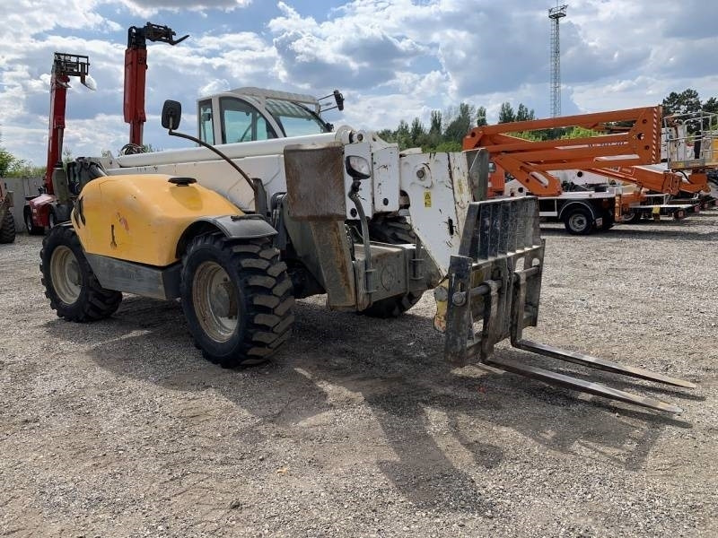 JLG 4017 PS - 17,3m - 4T - 4x4x4 - Teleskopski upravljač: slika 1 JLG 4017 PS - 17,3m - 4T - 4x4x4 - Teleskopski upravljač: slika 1