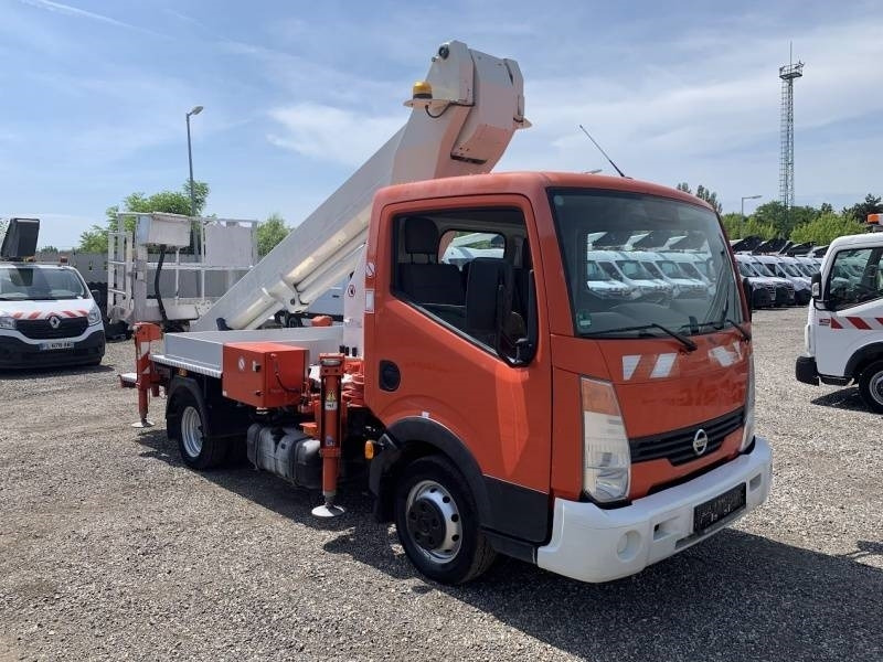 Nissan Cabstar Ruthmann-Steiger TB220 - 22,1m - 200 kg - Vazdušna platforma montirana na kamion: slika 1 Nissan Cabstar Ruthmann-Steiger TB220 - 22,1m - 200 kg - Vazdušna platforma montirana na kamion: slika 1