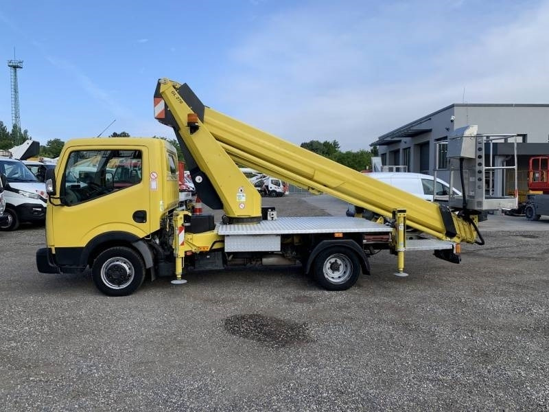 Nissan Cabstar Ruthmann-Steiger TB270 - 27m - 230 kg - Vazdušna platforma montirana na kamion: slika 4 Nissan Cabstar Ruthmann-Steiger TB270 - 27m - 230 kg - Vazdušna platforma montirana na kamion: slika 4