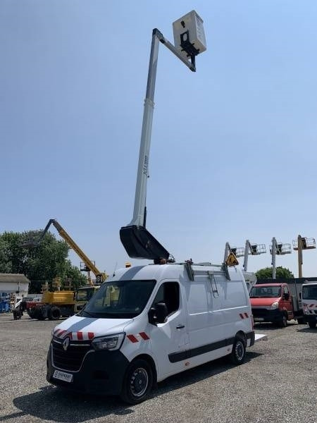 Vazdušna platforma montirana na kamion Renault Master Klubb KL32 - 12,5 m, 120 kg: slika 10