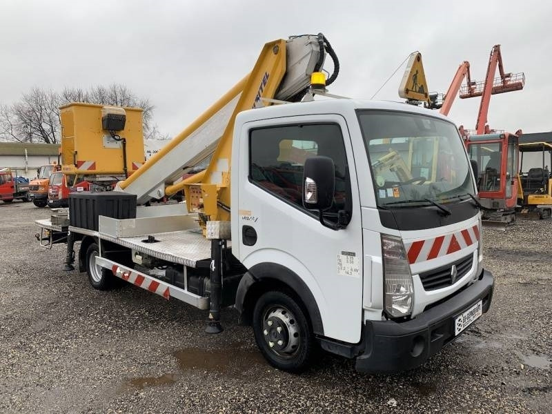 Renault Maxity Multitel MT202DS - 20m - 200 kg - Vazdušna platforma montirana na kamion: slika 1 Renault Maxity Multitel MT202DS - 20m - 200 kg - Vazdušna platforma montirana na kamion: slika 1