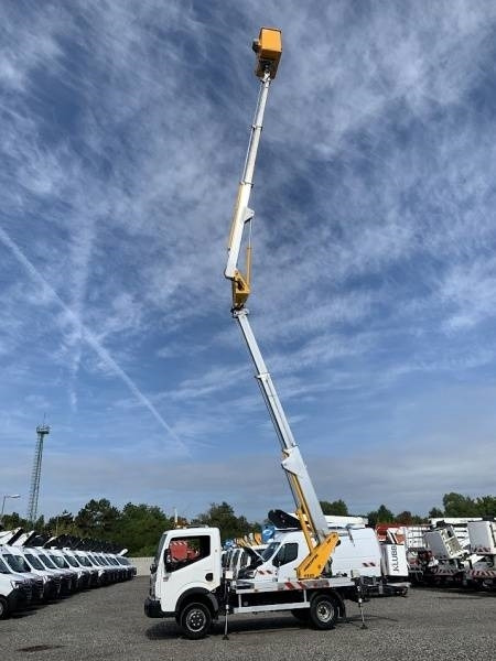 Vazdušna platforma montirana na kamion Renault Maxity Multitel MX200 - 20 m: slika 13