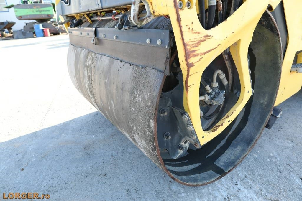 Valjak za puteve Bomag BW 154 AD-5: slika 6