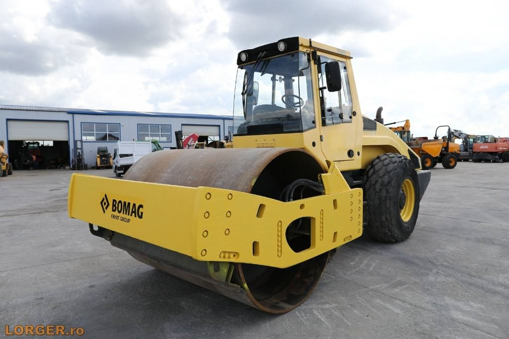 Bomag BW 219 D H-4 - Kompaktor: slika 1 Bomag BW 219 D H-4 - Kompaktor: slika 1