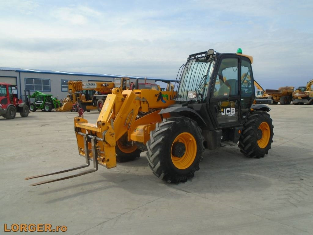 JCB 531-70 - Teleskopski upravljač: slika 1 JCB 531-70 - Teleskopski upravljač: slika 1