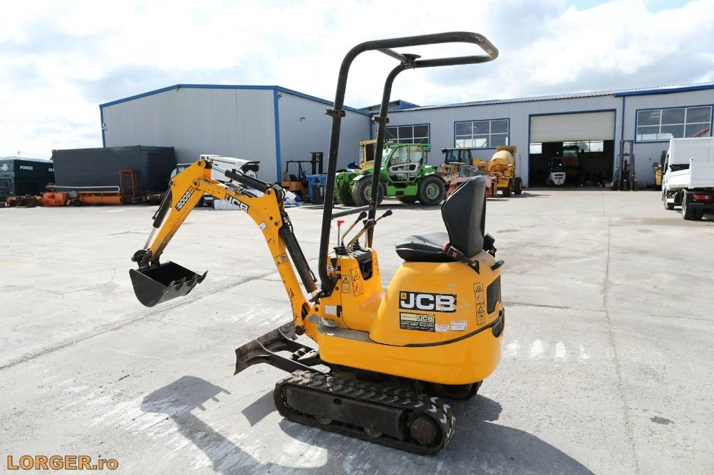 JCB 8008 CTS - Mini bager: slika 2 JCB 8008 CTS - Mini bager: slika 2