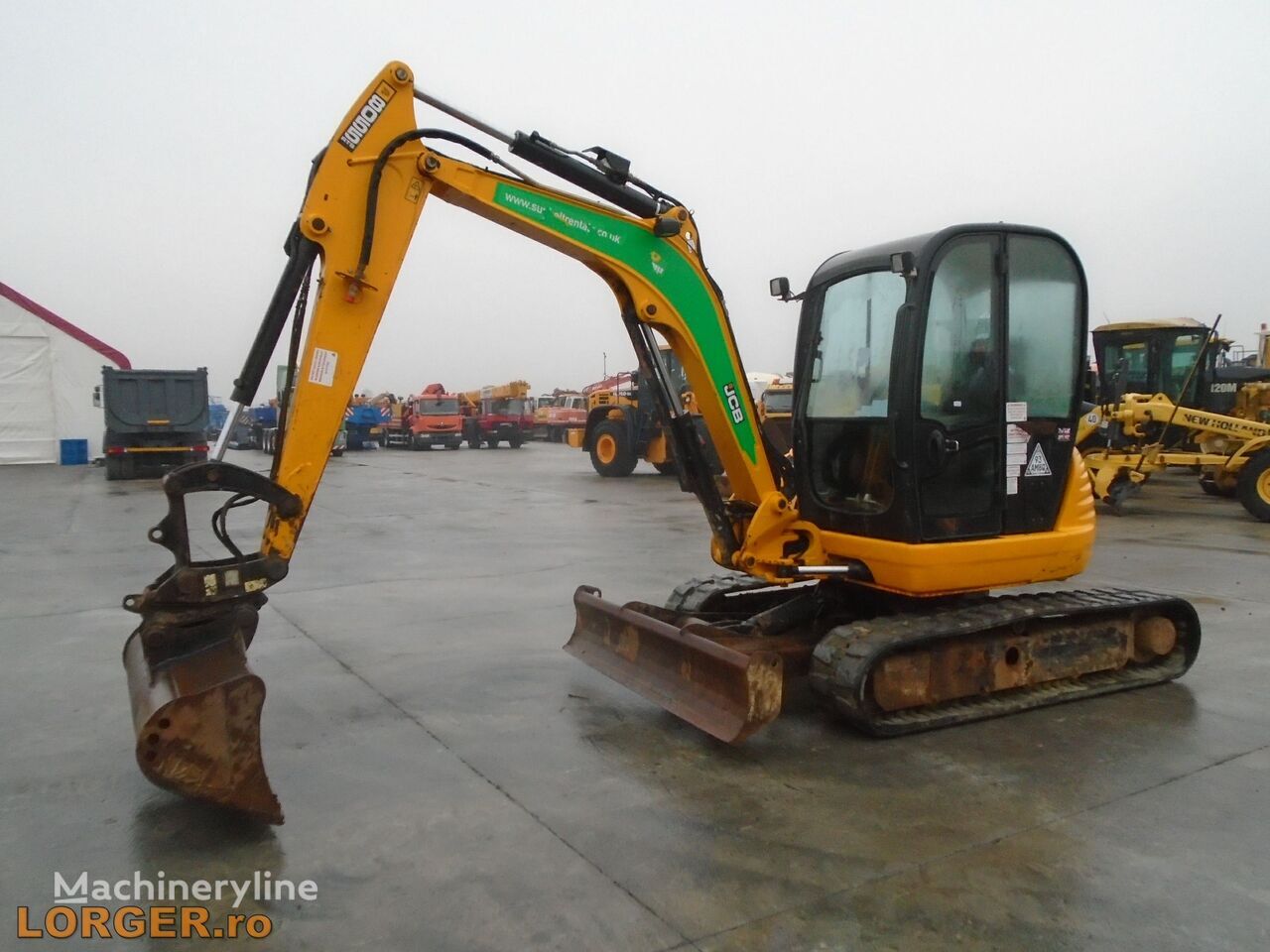 Mini bager JCB 8055 RTS: slika 1