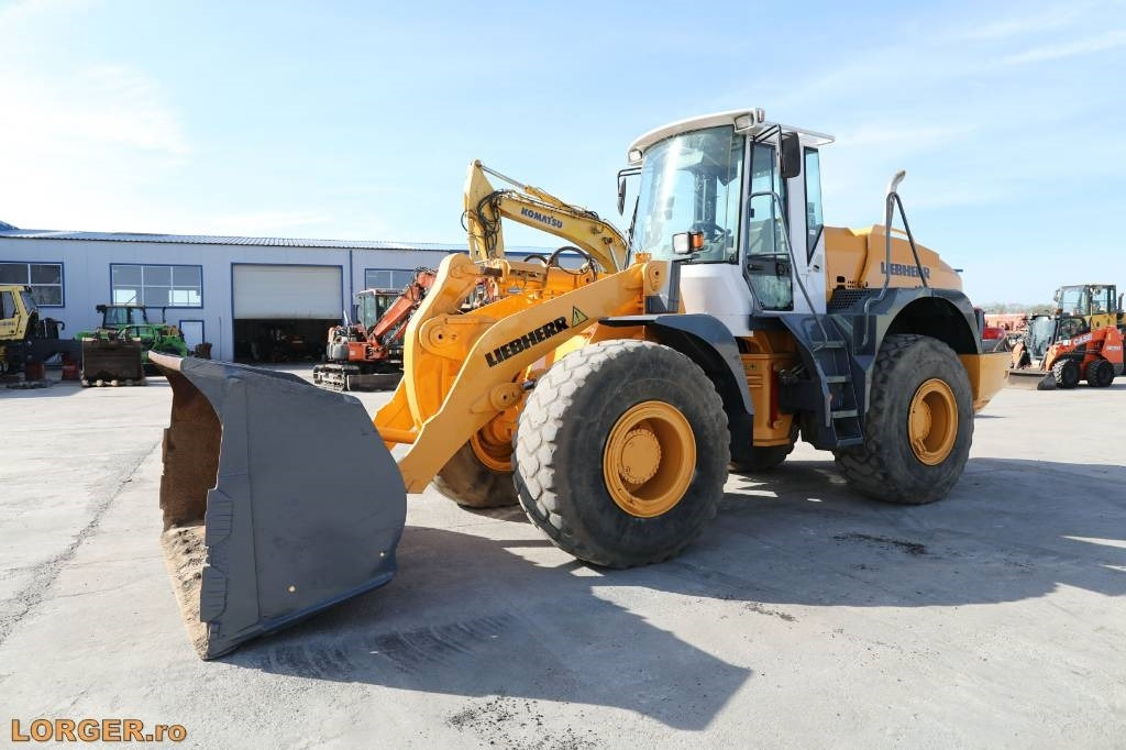 Liebherr L 544 - Utovarivač točkaš: slika 4 Liebherr L 544 - Utovarivač točkaš: slika 4