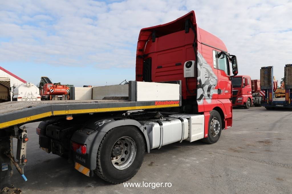 MAN TGX 18.500 4x2 + Trailer Kässbohrer LB3E Lowbed - Tegljač: slika 3 MAN TGX 18.500 4x2 + Trailer Kässbohrer LB3E Lowbed - Tegljač: slika 3