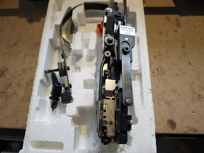Hohner stitching head 52/8 - Štamparska mašina: slika 2 Hohner stitching head 52/8 - Štamparska mašina: slika 2