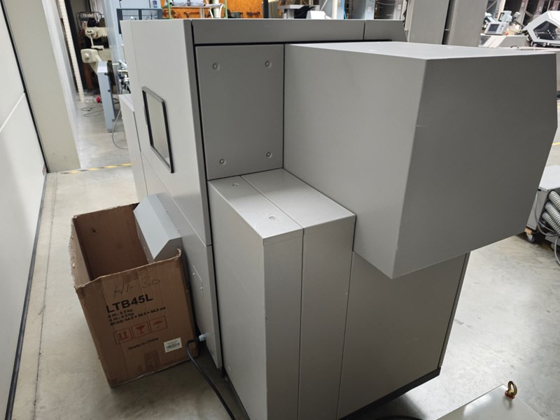 Horizon HT-30 | 2005 | 1.65 Mio - Mašina za rezanje papira: slika 4 Horizon HT-30 | 2005 | 1.65 Mio - Mašina za rezanje papira: slika 4