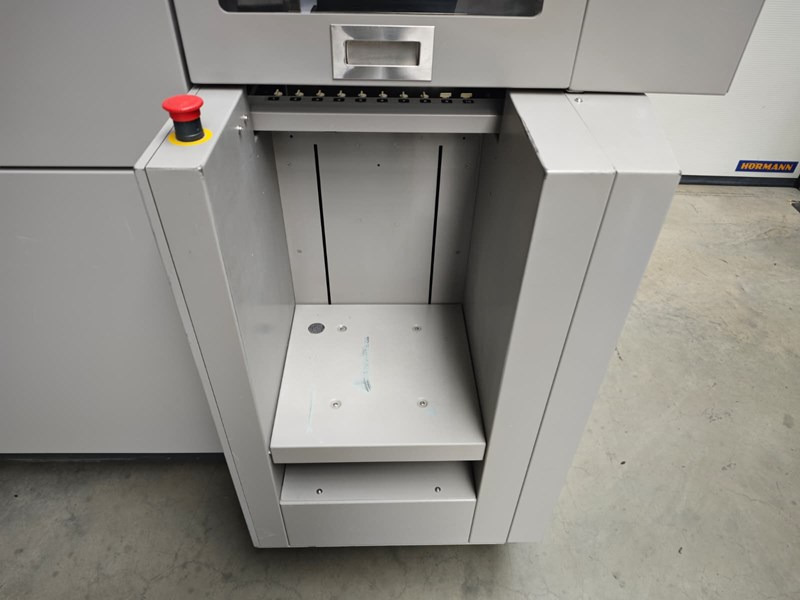 Horizon HT-30 | 2005 | 1.65 Mio - Mašina za rezanje papira: slika 2 Horizon HT-30 | 2005 | 1.65 Mio - Mašina za rezanje papira: slika 2