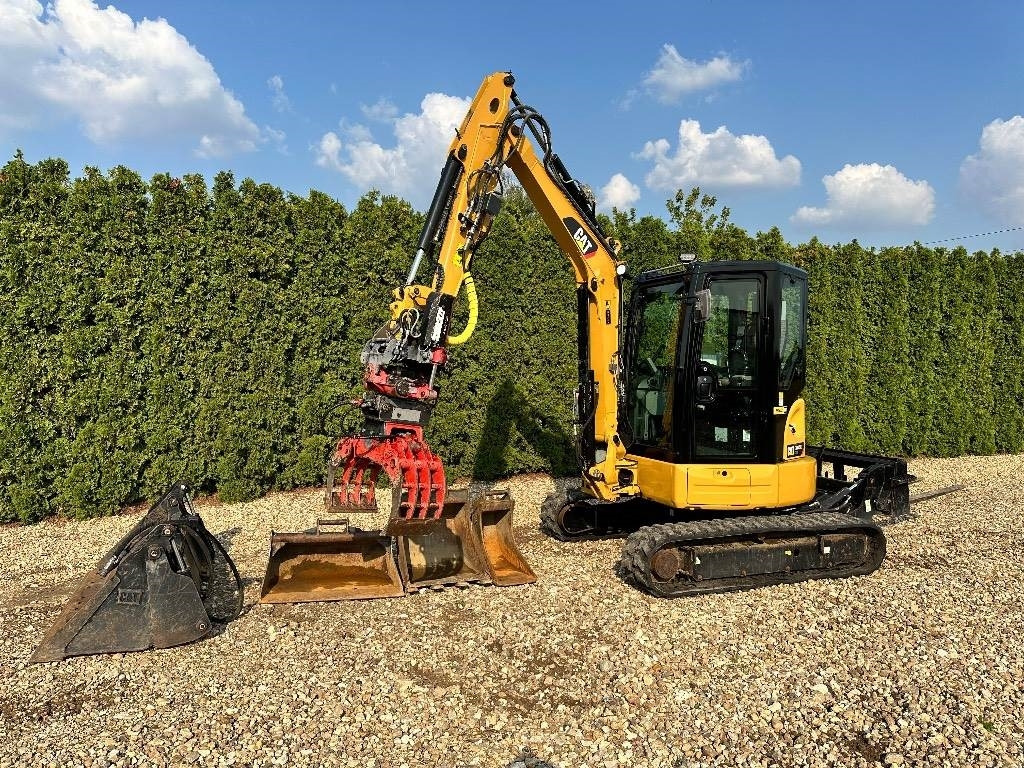 CAT 304.5 E2 XTC - Mini bager: slika 2 CAT 304.5 E2 XTC - Mini bager: slika 2