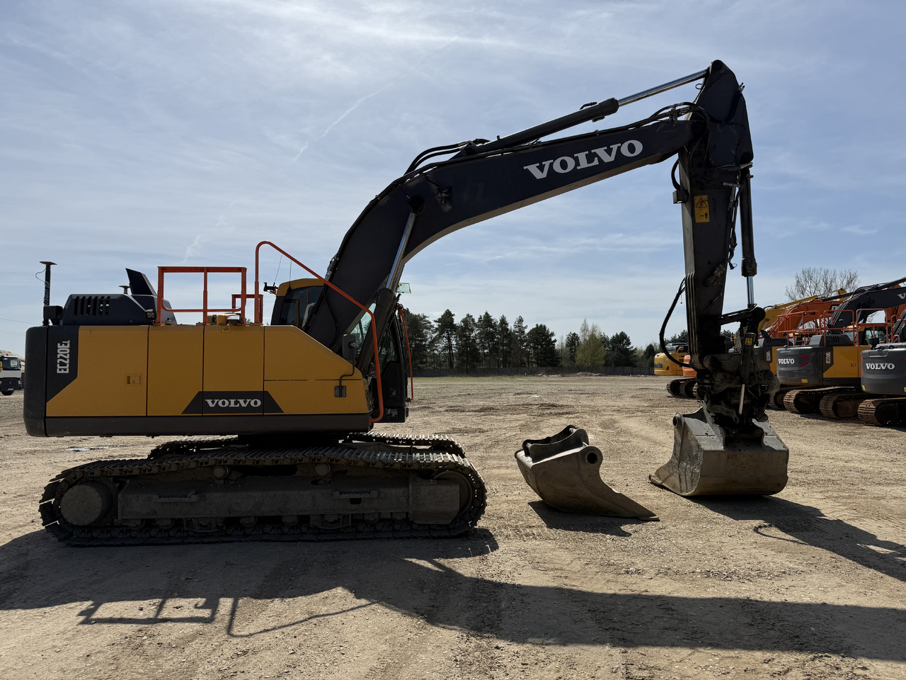 Bager guseničar Volvo EC 220 EL: slika 9