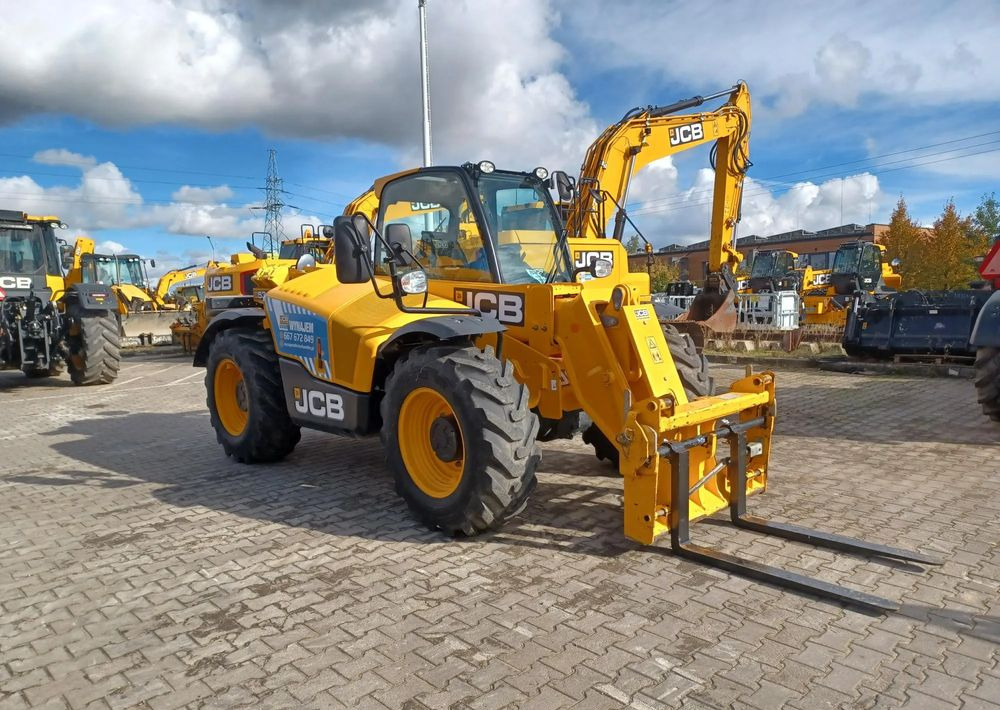 JCB 531-70 - Druga mašina: slika 2 JCB 531-70 - Druga mašina: slika 2