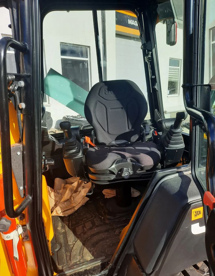 JCB 1CX - Bager utovarivač: slika 4 JCB 1CX - Bager utovarivač: slika 4