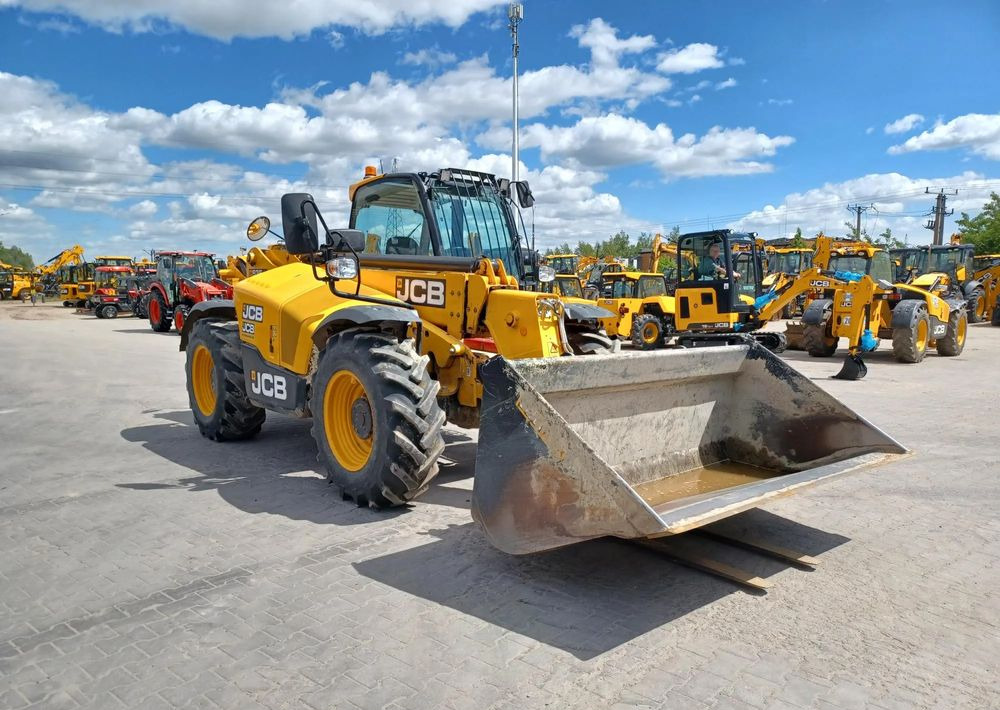 JCB 535-95 - Teleskopski upravljač: slika 3 JCB 535-95 - Teleskopski upravljač: slika 3