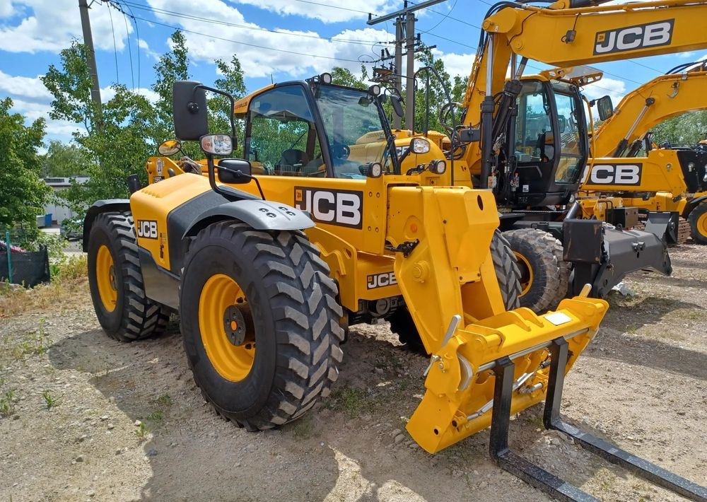 JCB 560-80 Agri Plus - Teleskopski upravljač: slika 2 JCB 560-80 Agri Plus - Teleskopski upravljač: slika 2