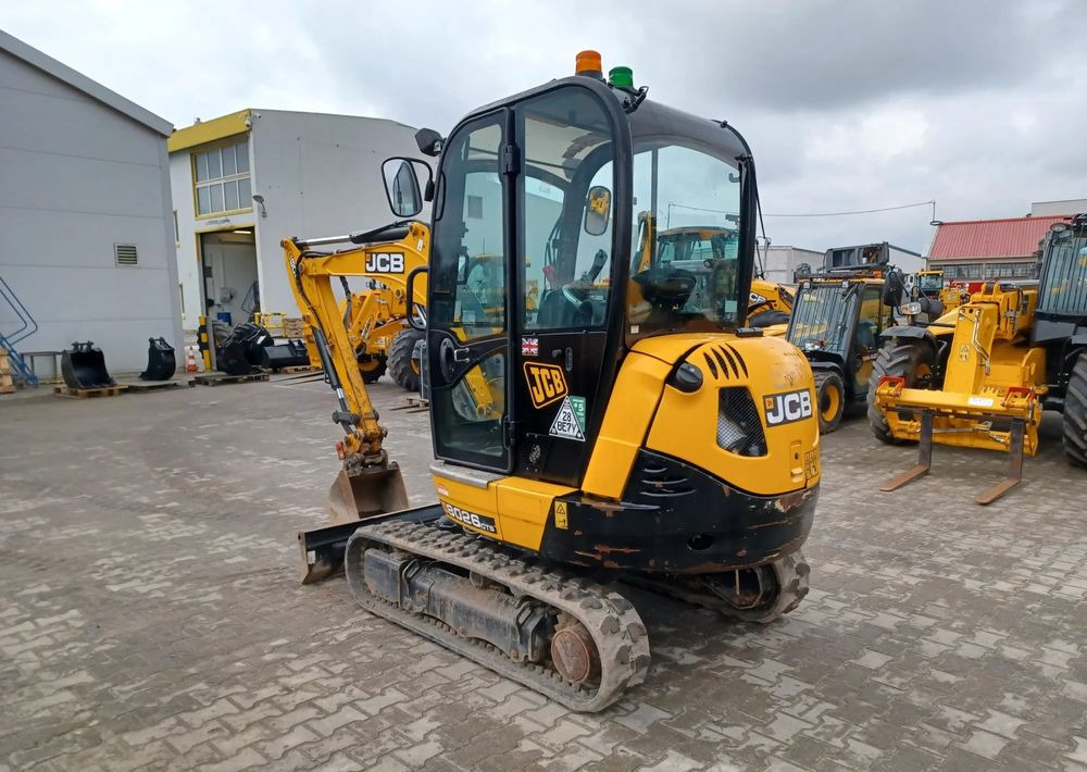 JCB 8026 - Mini bager: slika 4 JCB 8026 - Mini bager: slika 4