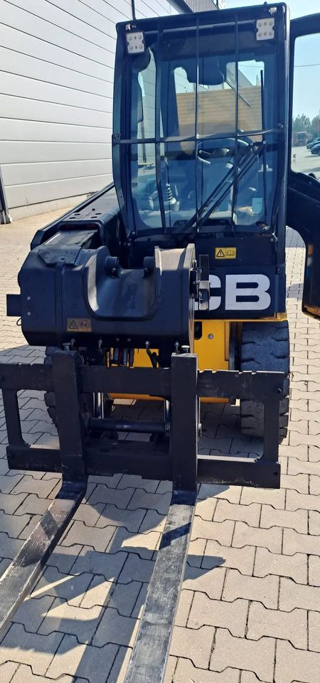 Viljuškar, Teleskopski upravljač JCB TLT 30-19E: slika 7