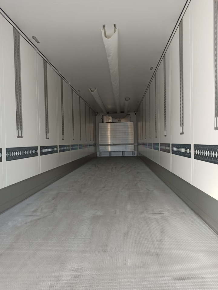 SCHMITZ CARGOBULL ThermoKing SKO 24/L - 13.4 FP COOL V7 FP 60 SMART - Poluprikolica hladnjače: slika 5 SCHMITZ CARGOBULL ThermoKing SKO 24/L - 13.4 FP COOL V7 FP 60 SMART - Poluprikolica hladnjače: slika 5