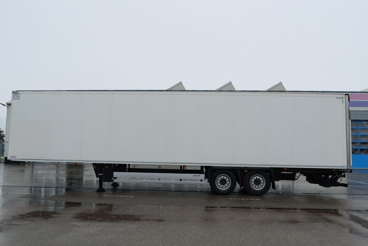 Schmitz Cargobull SKO 18 /LBW BÄR 2500 kg / CARRIER 1550 / LIFT - Poluprikolica sa zatvorenim sandukom: slika 5 Schmitz Cargobull SKO 18 /LBW BÄR 2500 kg / CARRIER 1550 / LIFT - Poluprikolica sa zatvorenim sandukom: slika 5
