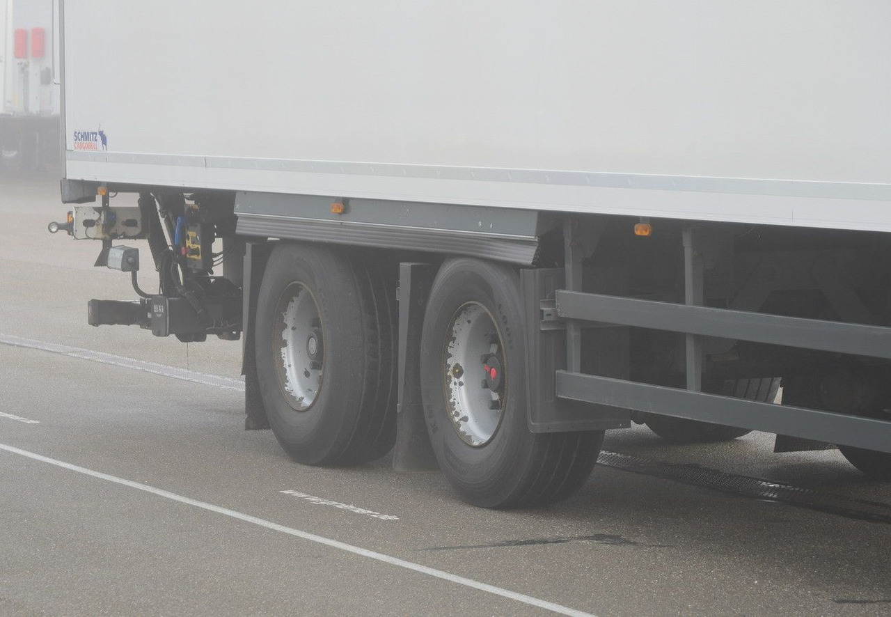 Schmitz Cargobull SKO 20 / LZG LENKACHSE /TK SLX / LBW 2000 kg - Poluprikolica sa zatvorenim sandukom: slika 5 Schmitz Cargobull SKO 20 / LZG LENKACHSE /TK SLX / LBW 2000 kg - Poluprikolica sa zatvorenim sandukom: slika 5