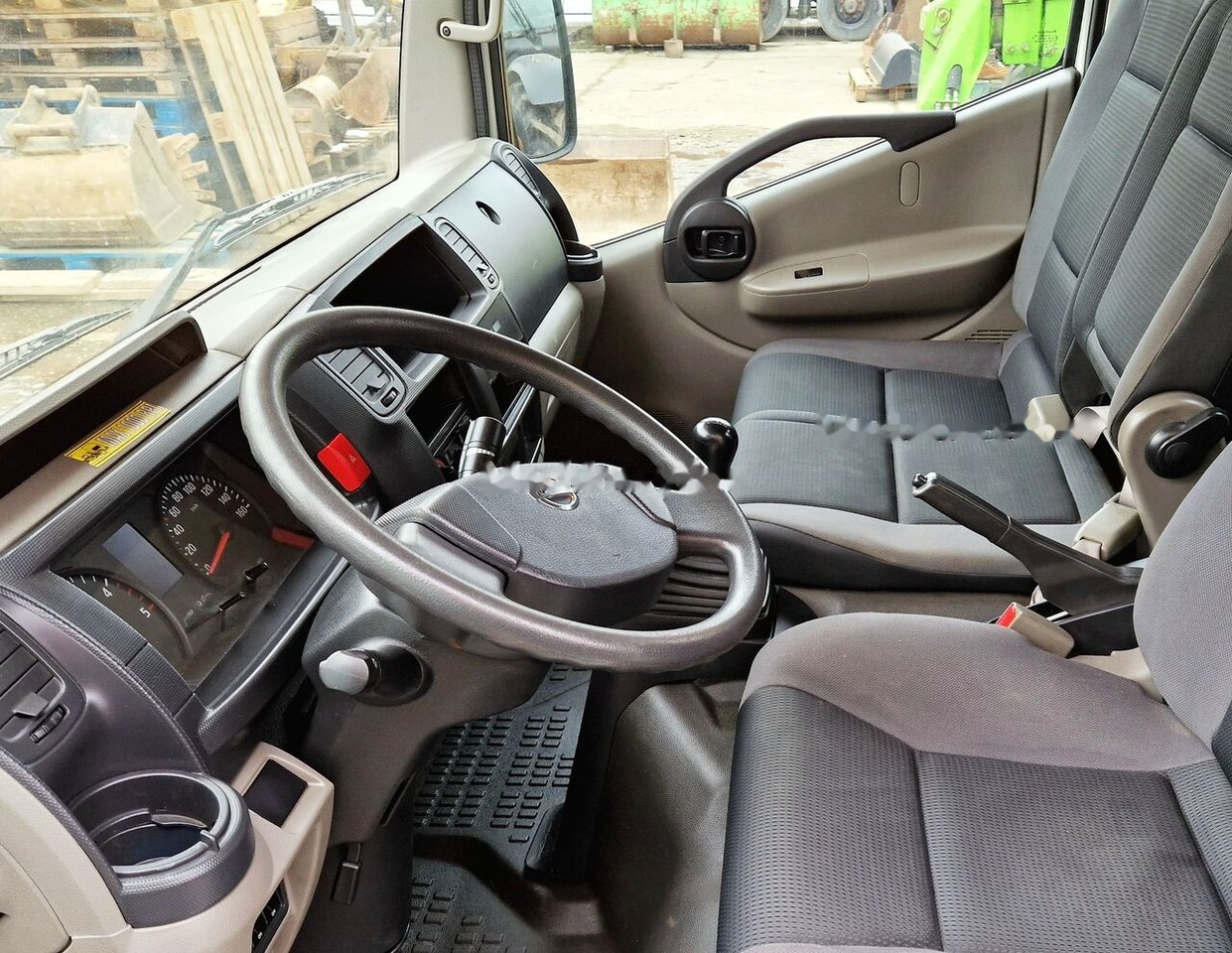 Nissan Cabstar NT400 - Vazdušna platforma montirana na kamion: slika 4 Nissan Cabstar NT400 - Vazdušna platforma montirana na kamion: slika 4