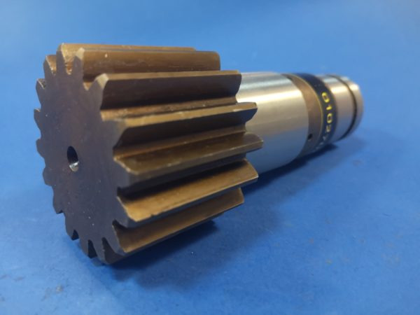 010270A Wałek silnika obrotu Bobcat 320 i 322 - Motor okretanja za Građevinska mašina: slika 3 010270A Wałek silnika obrotu Bobcat 320 i 322 - Motor okretanja za Građevinska mašina: slika 3