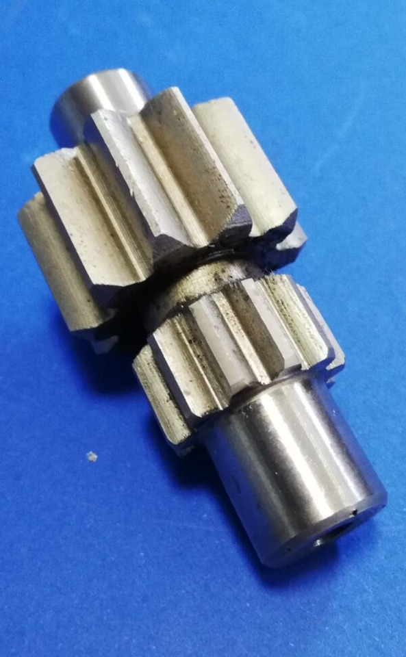 010520A Cat 302.5 Hydraulic Swing Motor Shaft - Motor okretanja za Građevinska mašina: slika 4 010520A Cat 302.5 Hydraulic Swing Motor Shaft - Motor okretanja za Građevinska mašina: slika 4