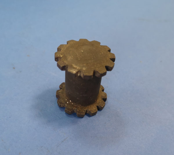 030050A Wałek silnika jazdy Yanmar YB101, YB121, B12, B14 (z silnika hydraulicznego) - Hidraulični motor za Građevinska mašina: slika 1 030050A Wałek silnika jazdy Yanmar YB101, YB121, B12, B14 (z silnika hydraulicznego) - Hidraulični motor za Građevinska mašina: slika 1