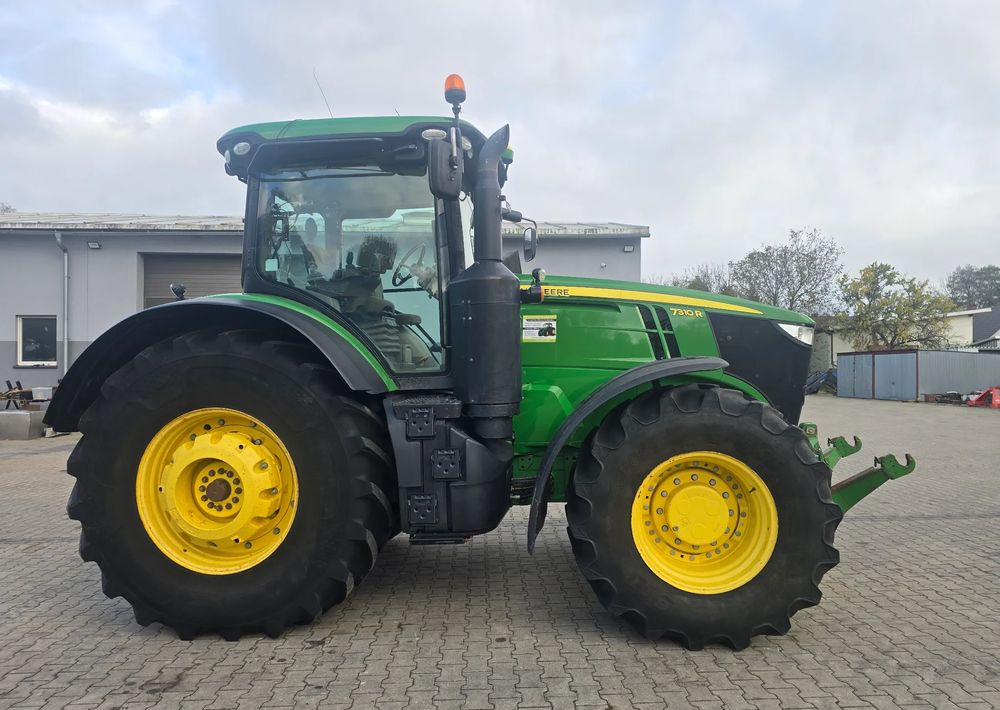 John Deere 7310 R - Traktor: slika 2 John Deere 7310 R - Traktor: slika 2