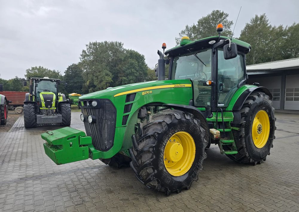 John Deere 8270R - Traktor: slika 2 John Deere 8270R - Traktor: slika 2