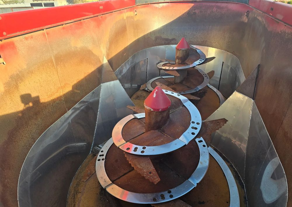 Strautmann Verti-Mix 2002SF Double - Oprema za stoku: slika 5 Strautmann Verti-Mix 2002SF Double - Oprema za stoku: slika 5