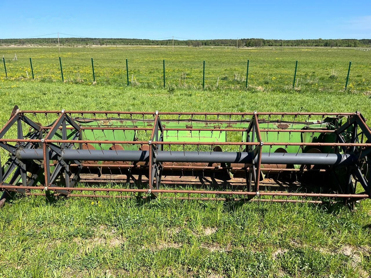 John Deere 1075 - Kombinovani kombajn: slika 3 John Deere 1075 - Kombinovani kombajn: slika 3