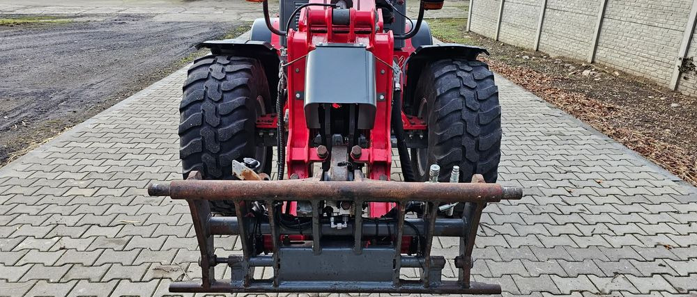 Weidemann 4070 CX80LP T Weidemann 4070 - Teleskopski utovarivač na točkovima: slika 3 Weidemann 4070 CX80LP T Weidemann 4070 - Teleskopski utovarivač na točkovima: slika 3