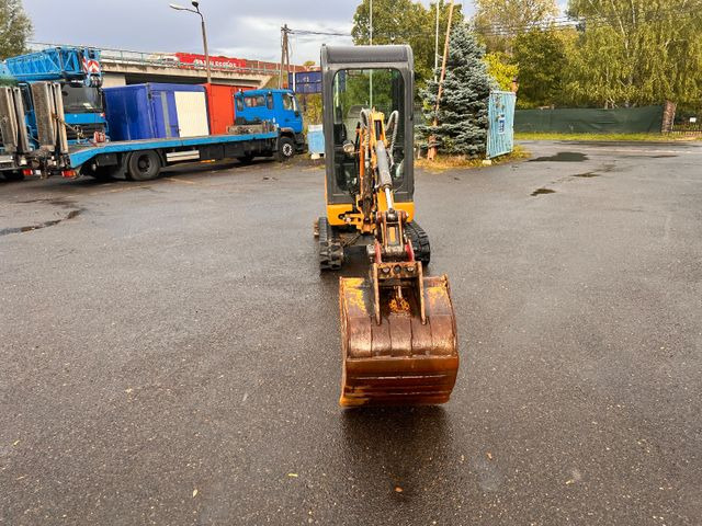 Case CX 18 B S2 - Mini bager: slika 3 Case CX 18 B S2 - Mini bager: slika 3