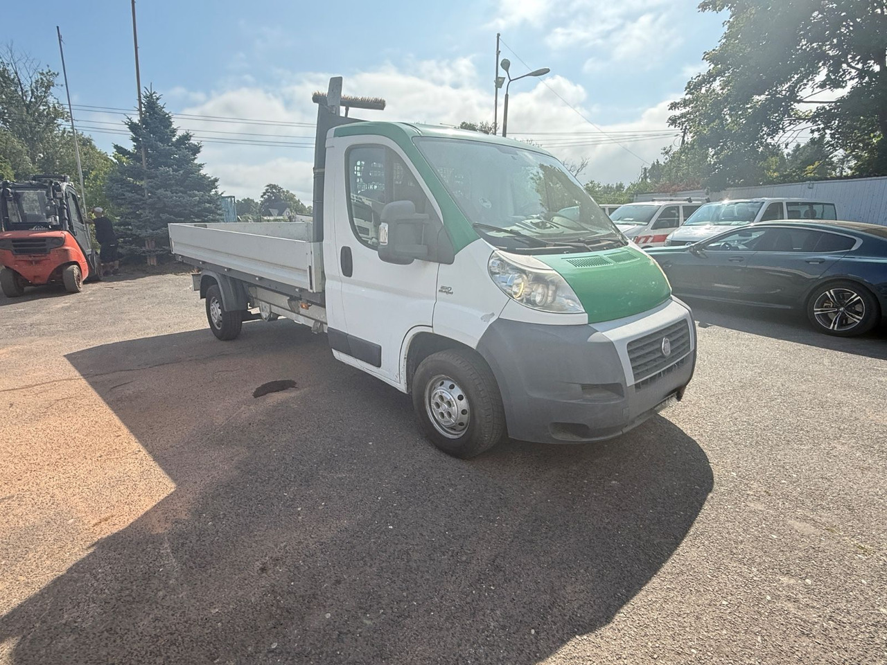 Fiat Ducato Pritsche 35 120 L4 - Dostavno vozilo sa otvorenom sandukom: slika 2 Fiat Ducato Pritsche 35 120 L4 - Dostavno vozilo sa otvorenom sandukom: slika 2