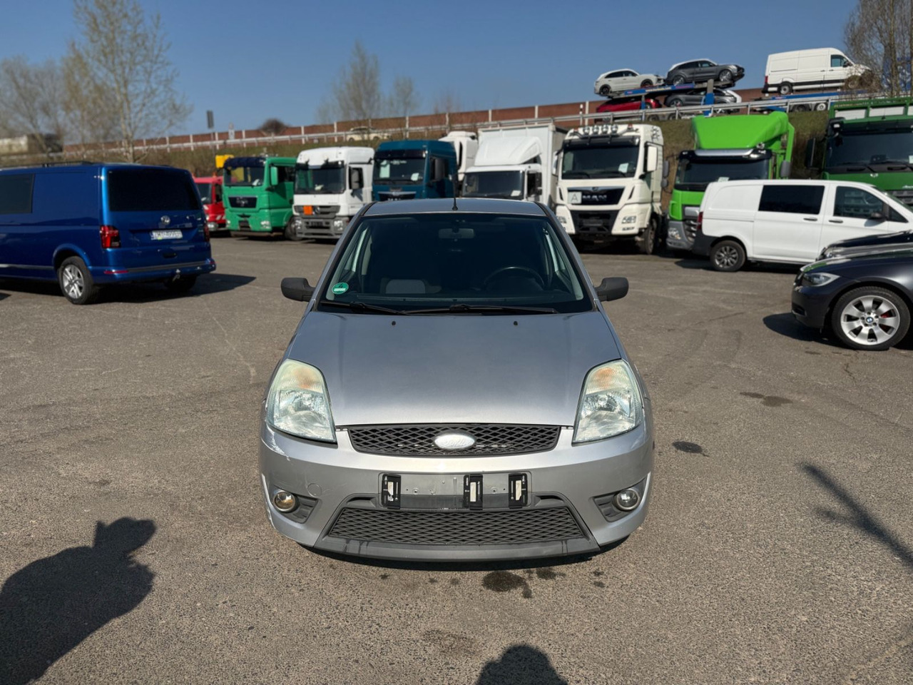 Ford Fiesta Sport - Limuzina: slika 1 Ford Fiesta Sport - Limuzina: slika 1