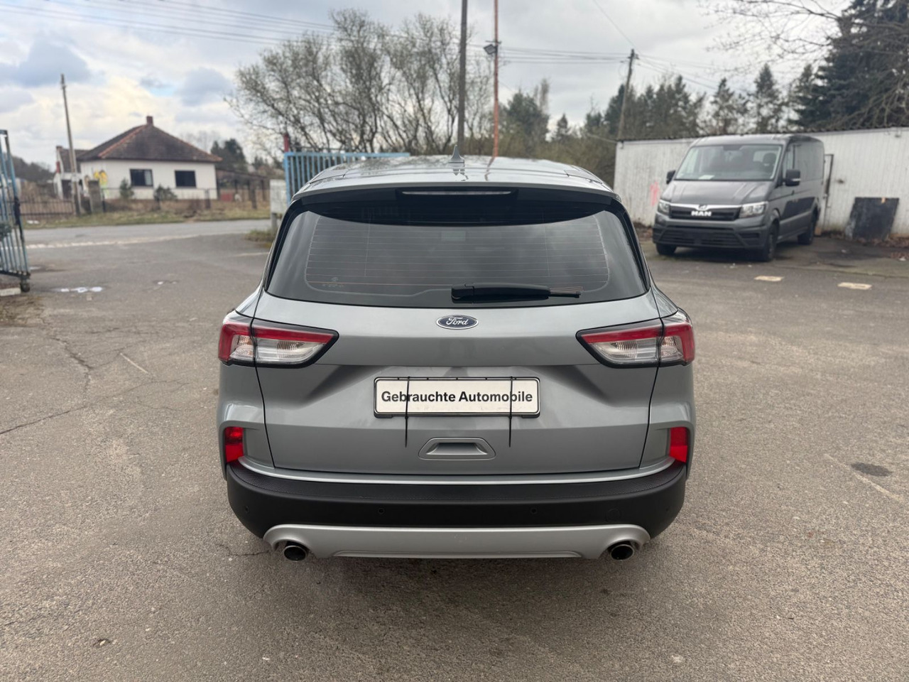 Ford Kuga Trend - Limuzina: slika 5 Ford Kuga Trend - Limuzina: slika 5