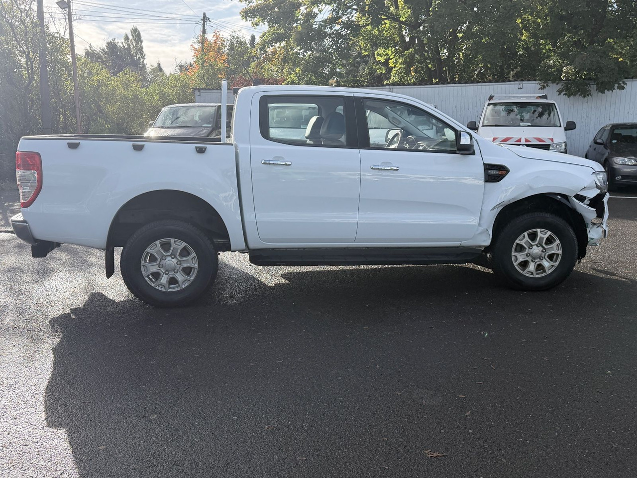 Ford Ranger XLT Doppelkabine 4x4 - SUVSUV: slika 5 Ford Ranger XLT Doppelkabine 4x4 - SUVSUV: slika 5