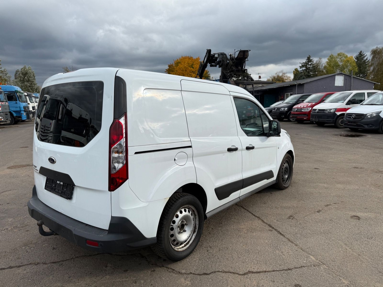Ford Transit Connect Kasten Trend - Putnički kombi: slika 4 Ford Transit Connect Kasten Trend - Putnički kombi: slika 4