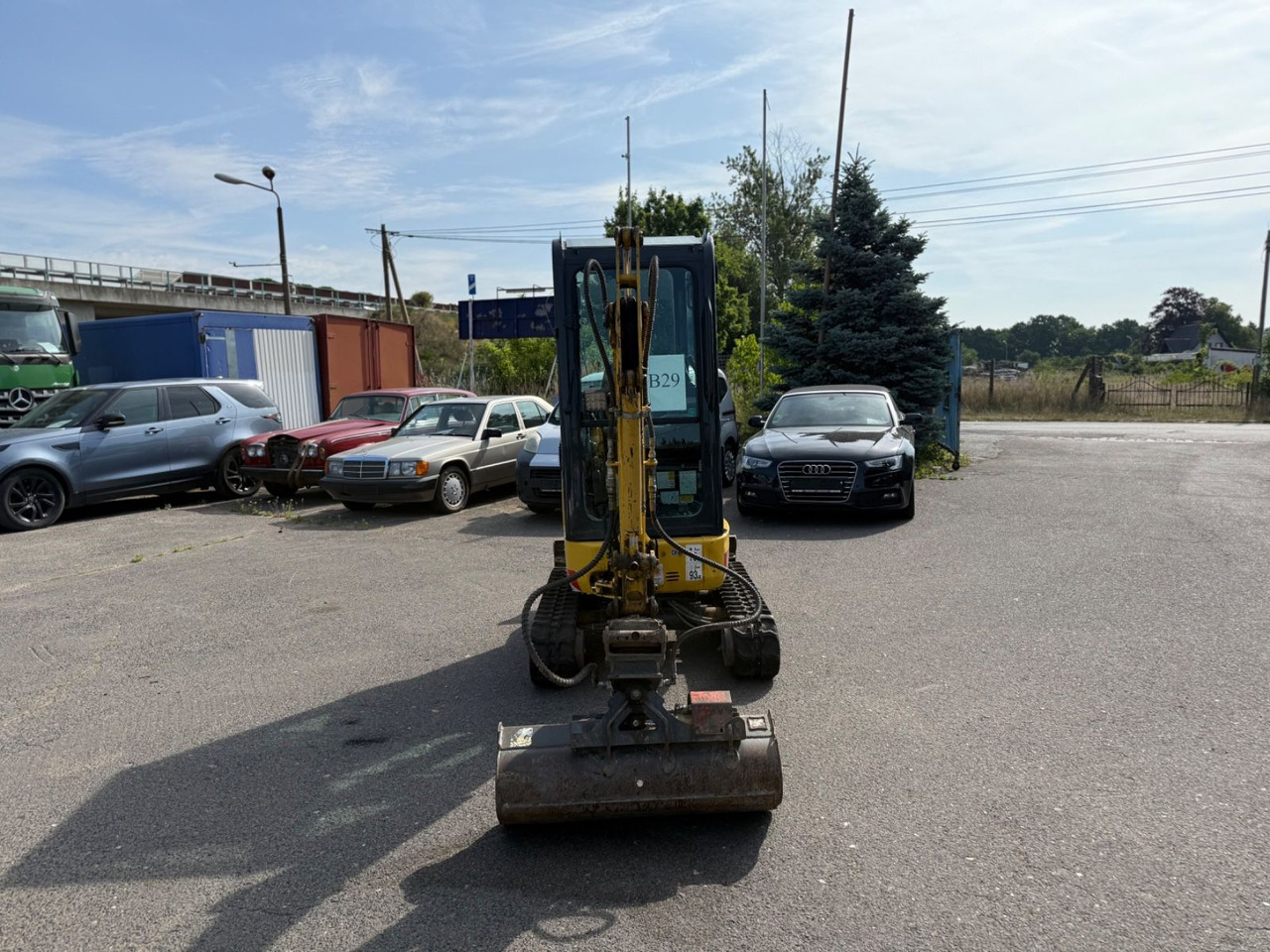 Komatsu PC 14R HS - Mini bager: slika 1 Komatsu PC 14R HS - Mini bager: slika 1