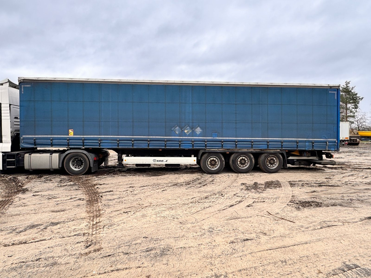 Krone SDP 27 ELB4-CS - Poluprikolica sa ceradom: slika 3 Krone SDP 27 ELB4-CS - Poluprikolica sa ceradom: slika 3