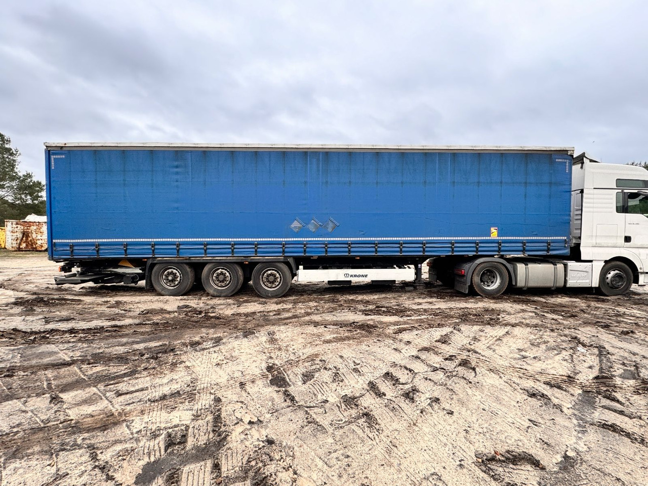 Krone SDP 27 ELB4-CS - Poluprikolica sa ceradom: slika 4 Krone SDP 27 ELB4-CS - Poluprikolica sa ceradom: slika 4